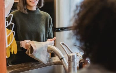 How to Clean Wooden Kitchen Cabinets