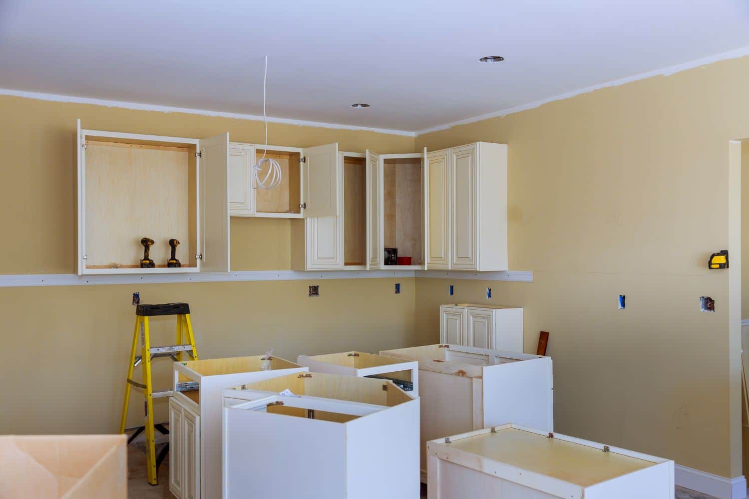 When Is the Best Time to Buy Kitchen Designer Online